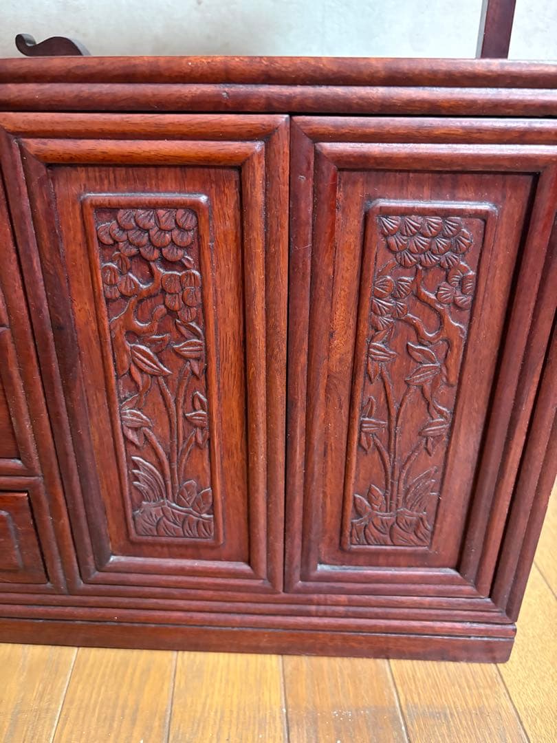 家具 小型茶棚 /飾り棚/収納棚 透かし彫り/レトロ/箪笥