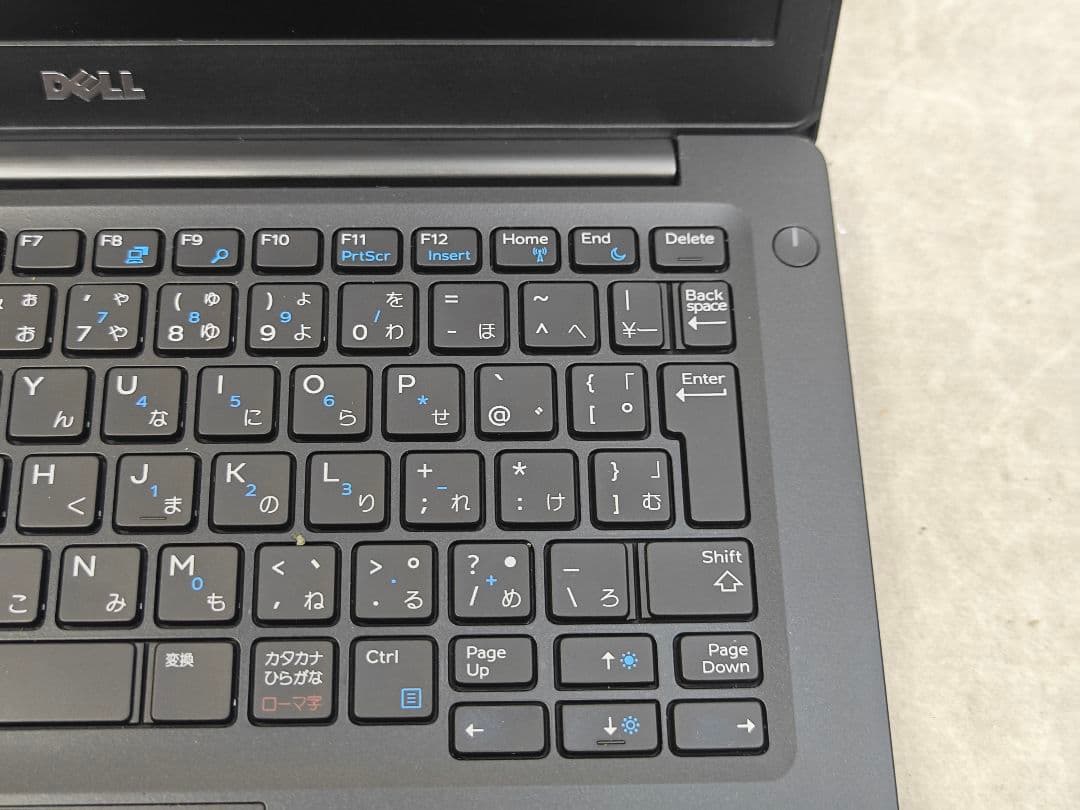 DELL Core i5 7300U SSD256GBメモリ16GB