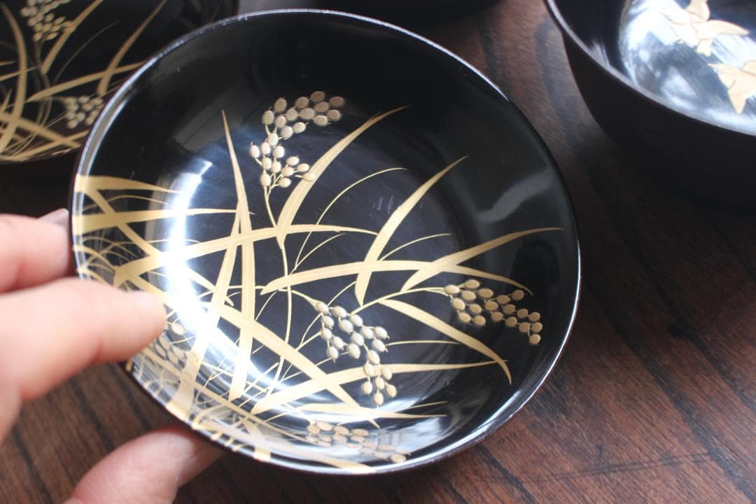 デッドストック！風情ある糸目地に優美な雀稲穂蒔絵の映えるお椀2点（検蒔絵椀雑煮椀