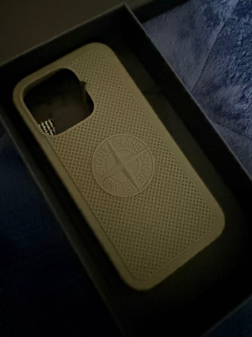 STONE  iPhoneケース オリーブグリーン16Pro