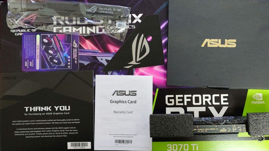 グラフィックボード・グラボ・ビデオカード ASUS ROG STRIX GeForce RTX 3070 Ti