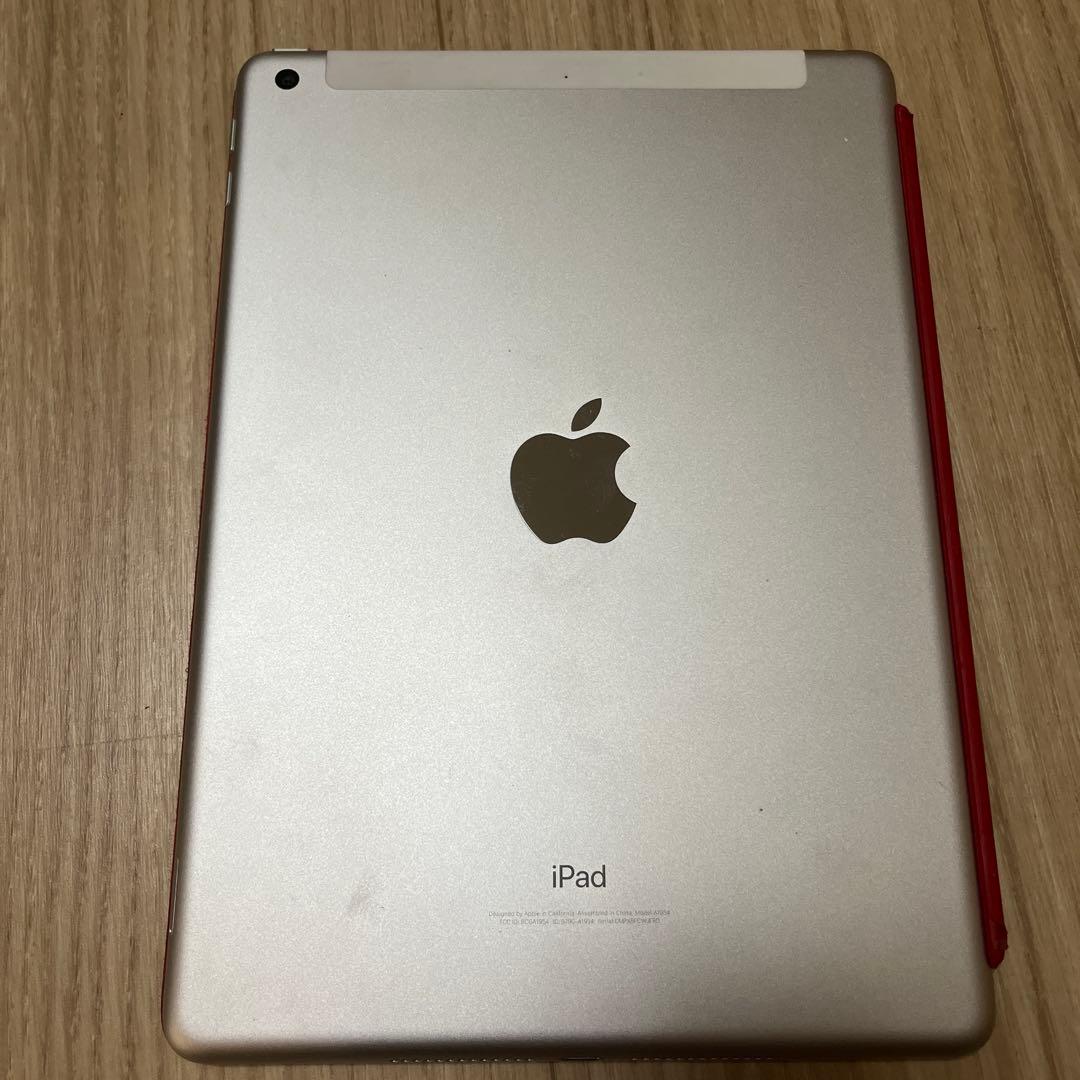 iPad (第6世代）32G Wi-Fi + Cellula、箱、おまけカバー付