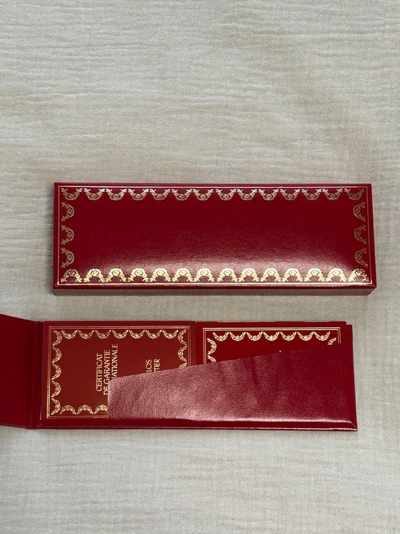 週末値下　カルティエ　cartier トリニティ　黒✖︎金　未使用に近い極美品