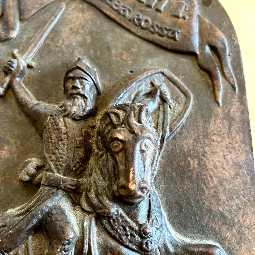 英国ヴィンテージフリードリヒI世 騎馬像 彫刻掛け