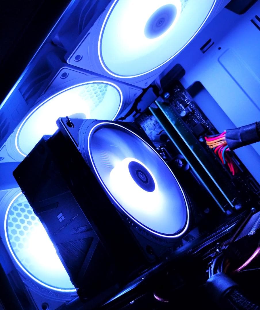 ゲーミングPC/Core i7 8700/RX6600/メモリ16GB