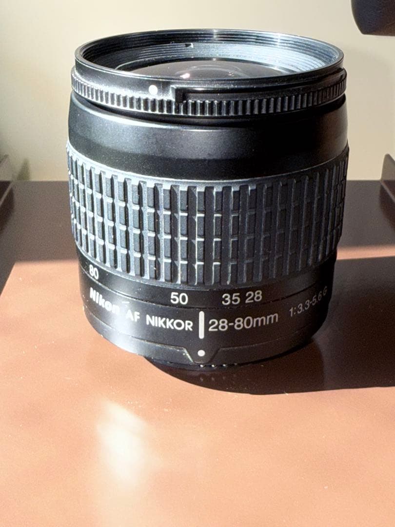 Nikon F80 フィルム一眼レフカメラ　おまけ付き