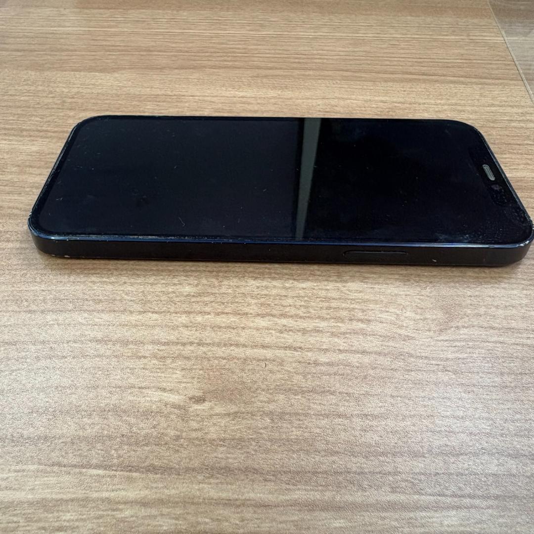 iphone12 ブラック 128GB 充電ケーブルつき