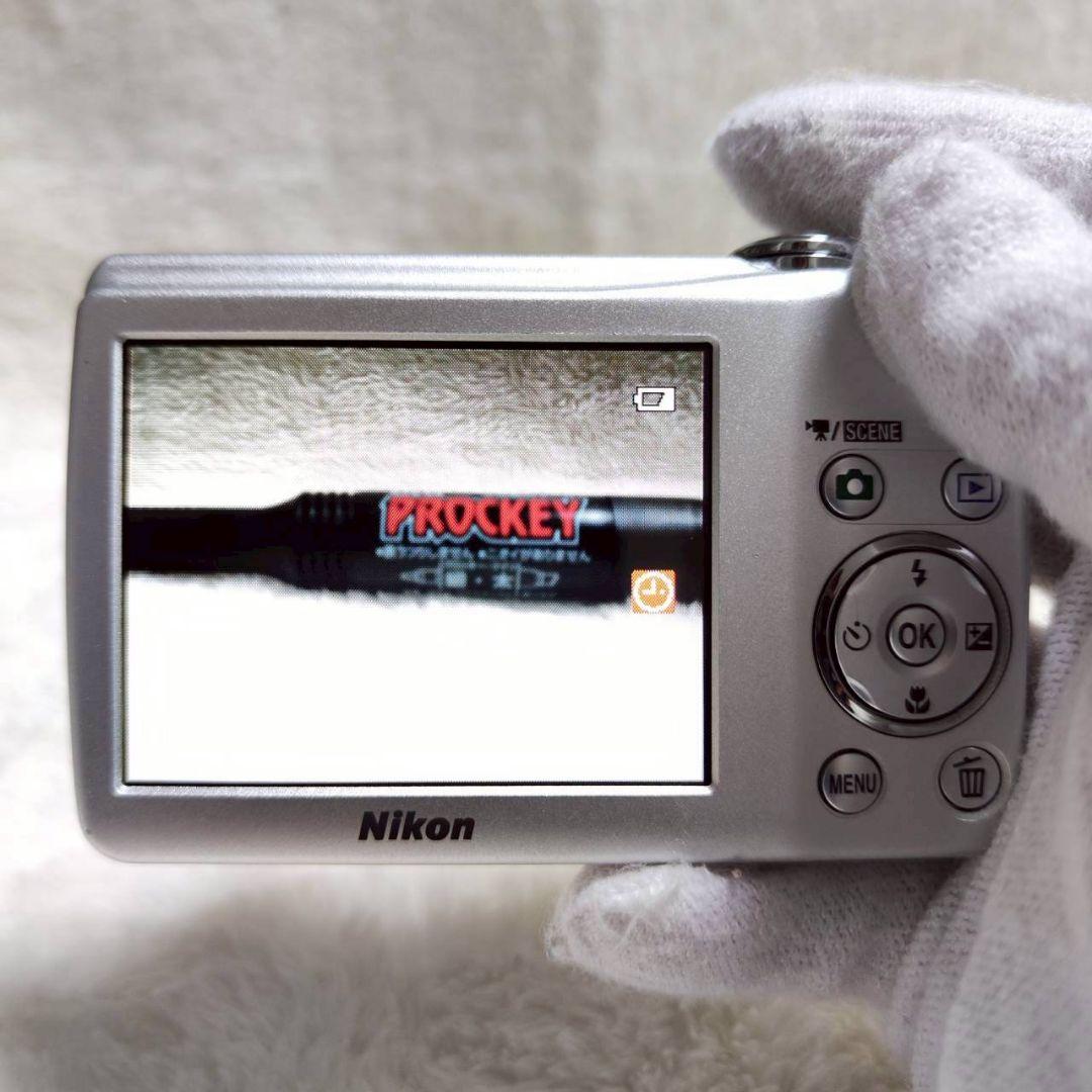 極美品✨NIKON COOLPIX S220 シルバー デジカメ