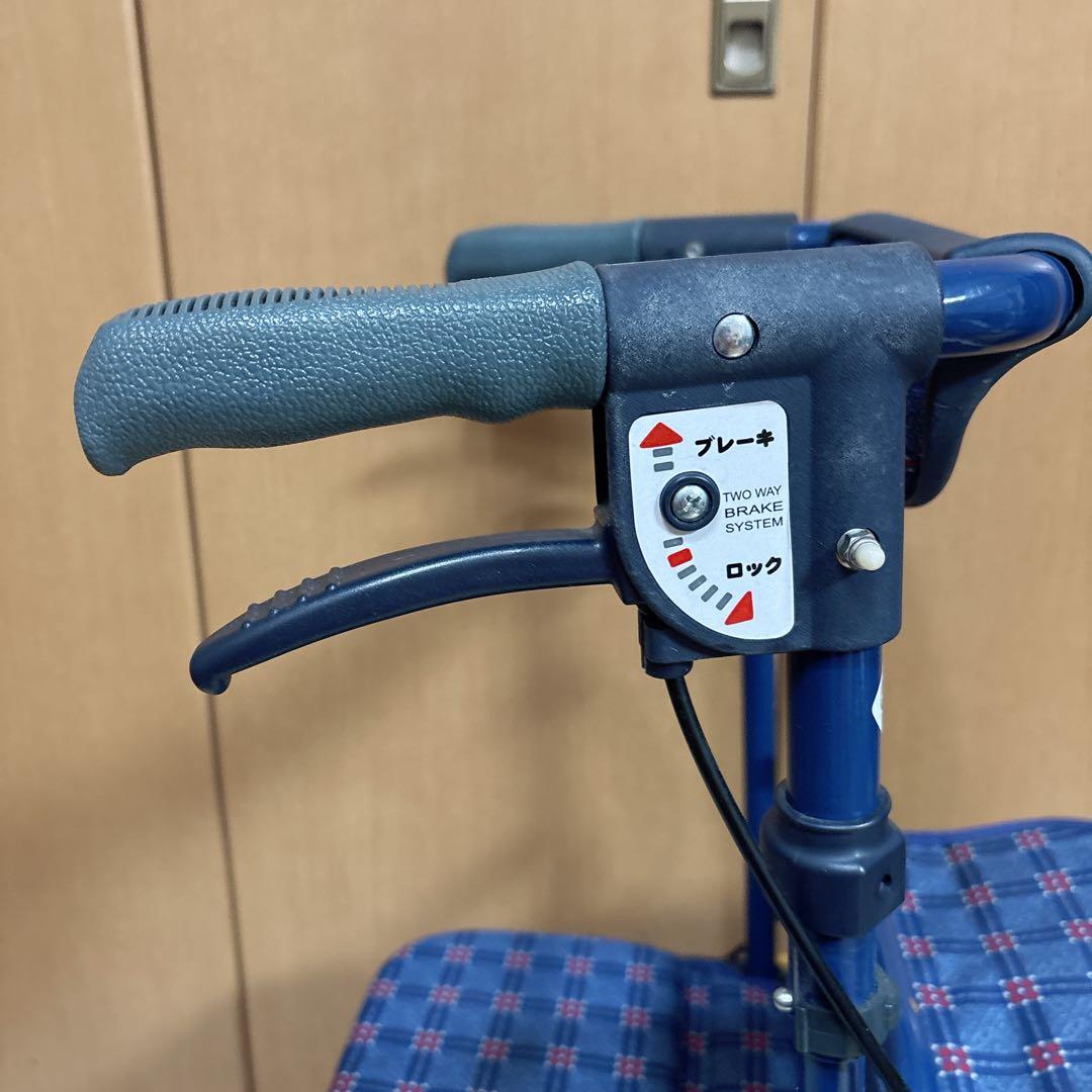 【島製作所】　フォルテ　シルバーカー 手押し車 補助車　介護用品　背もたれ