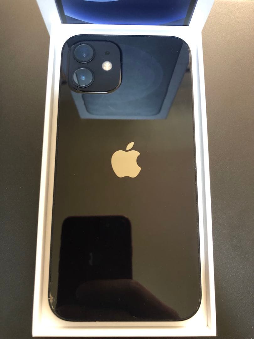 iPhone 12 64GB ブラック