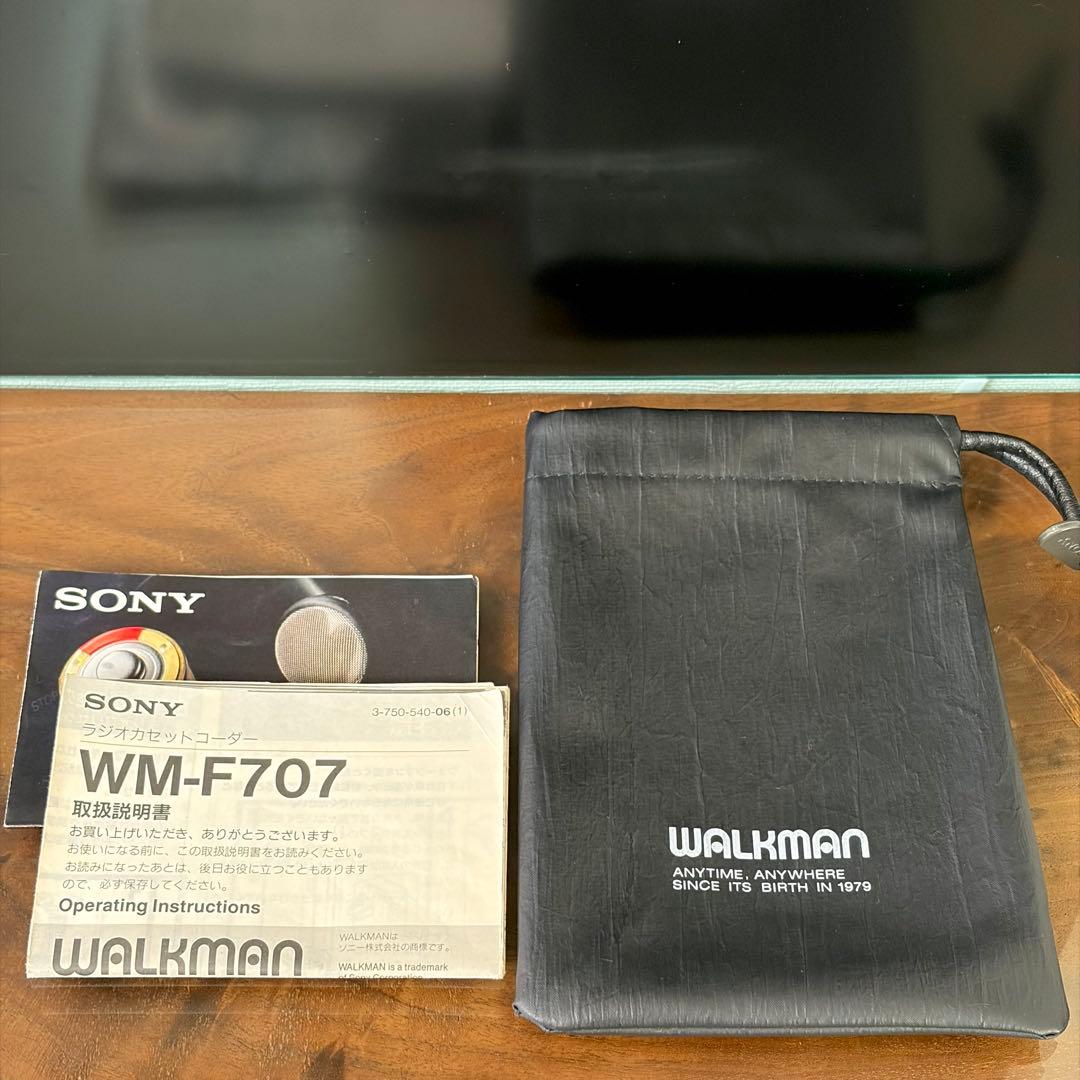SONY ソニー カセットウォークマン WM-F707 & 充電器　ジャンク扱い