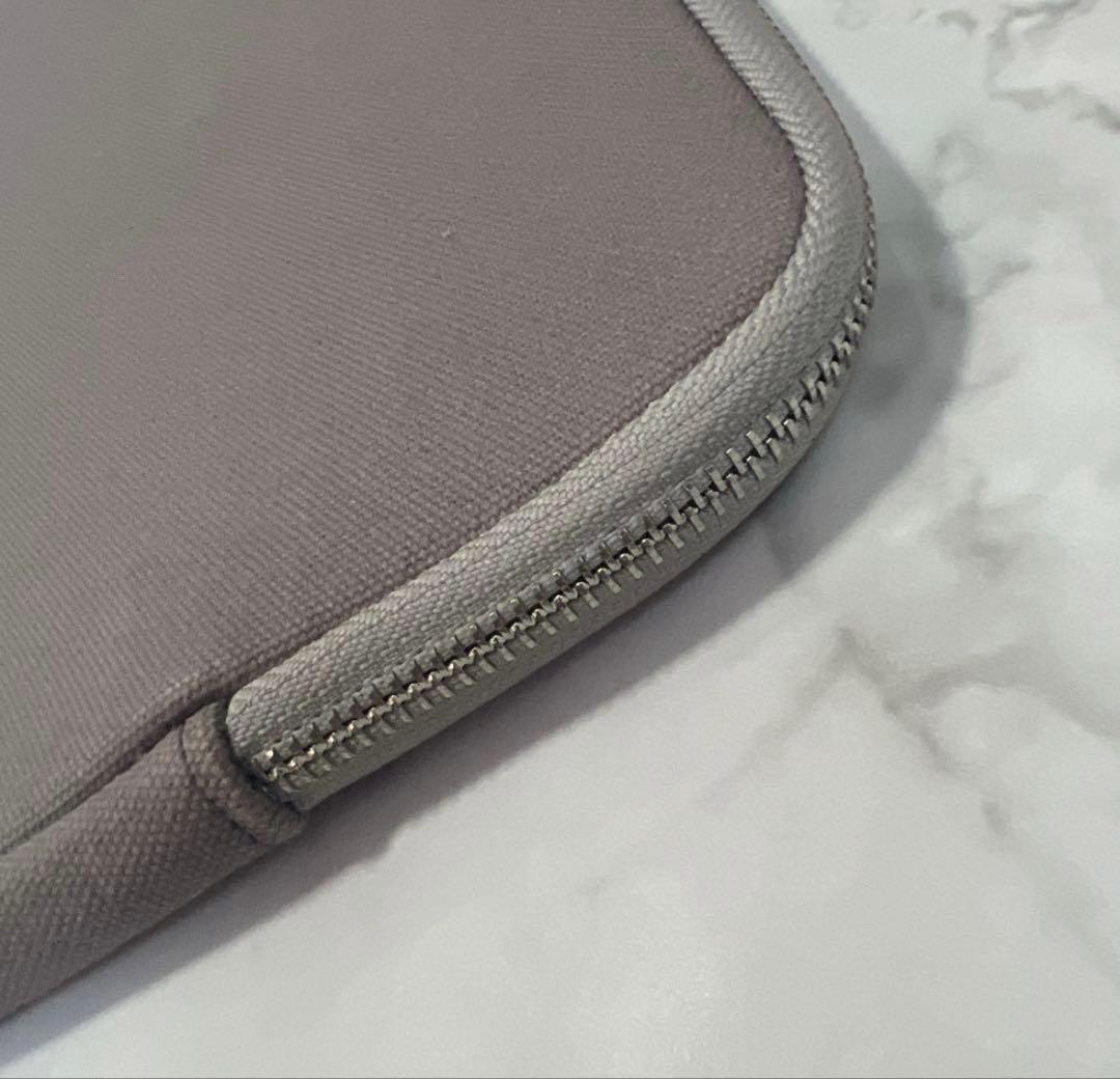 LOUIS VUITTON 美術館 15インチ PCケース