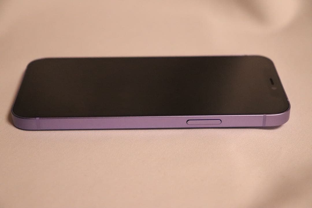 ラ*ル様 【準美品】iPhone12 SIMフリー