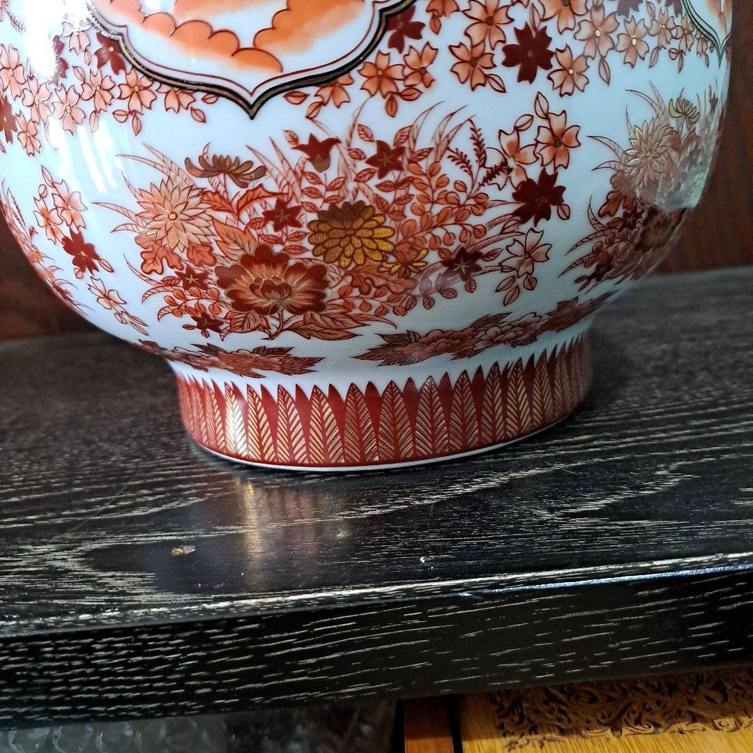 柴田陶器　釉裏壺　六角飾瓶　極上本金使用　金彩赤絵　唐花図　高32㎝