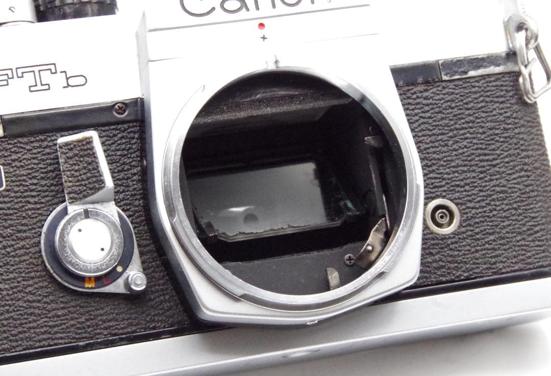 Canon FT b / LENS FD 50mm F1.8 一眼レフカメラ