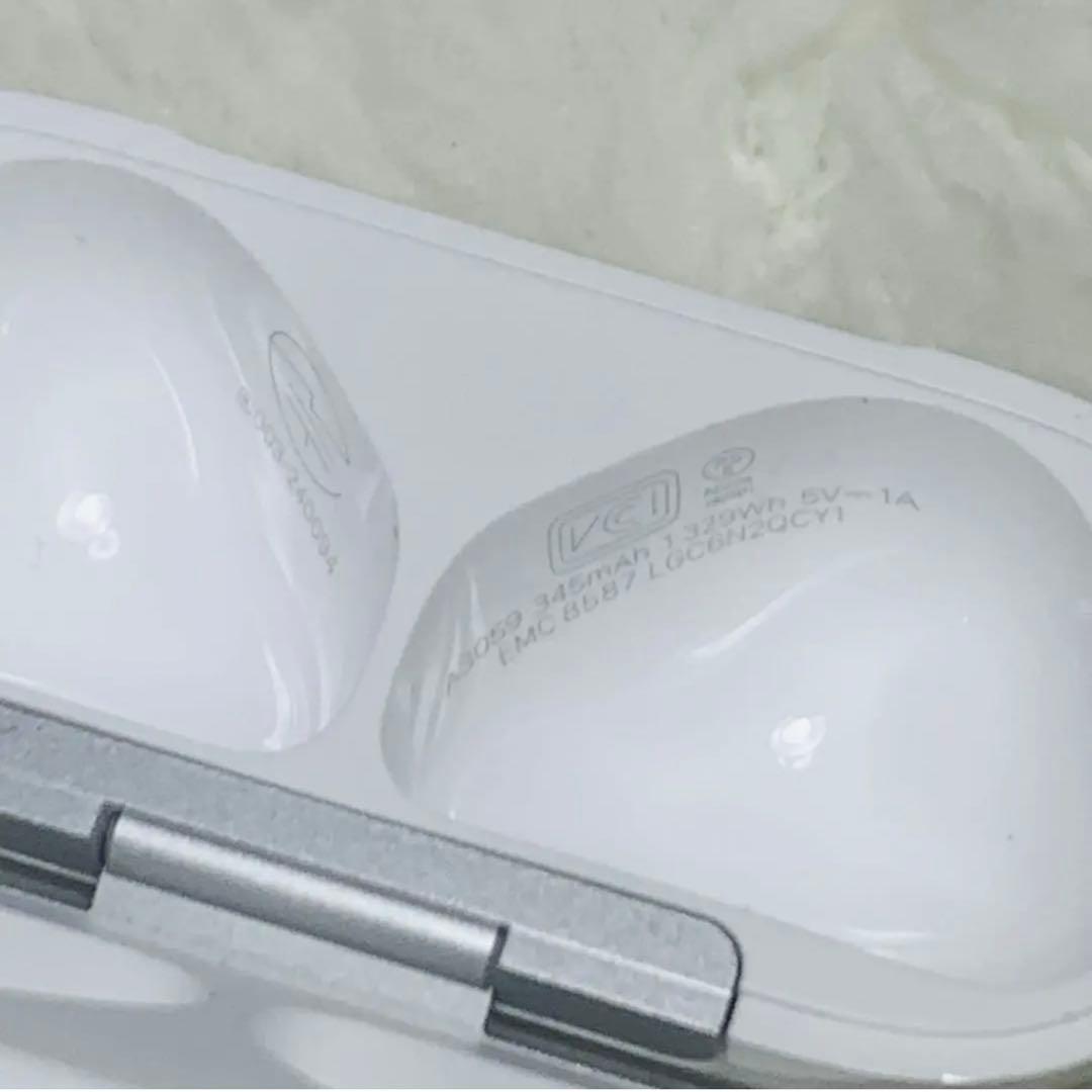 美品 カバー付き AirPods 第4世代 ANCあり 充電ケース　2