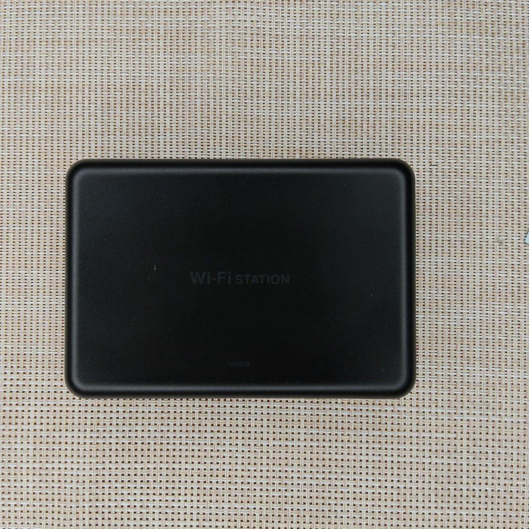 ②docomo 5G モバイルルーター SH-52B