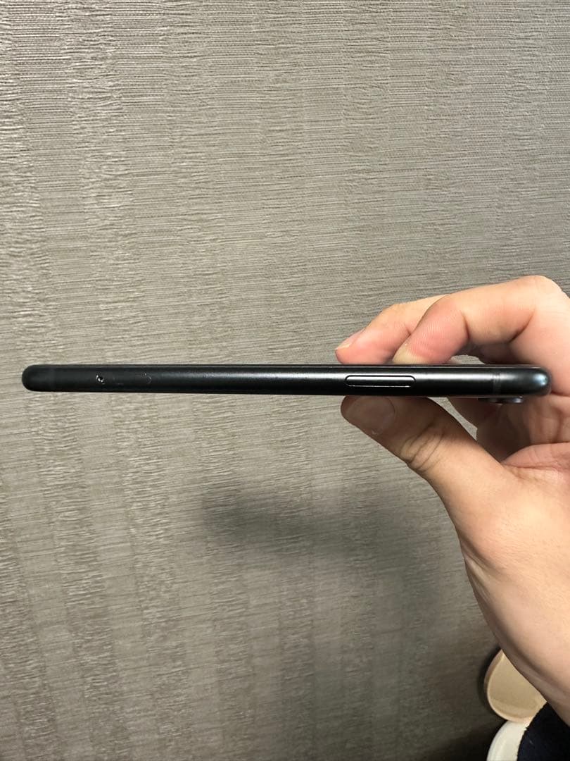 Apple iPhone XR ブラック 本体のみ SIMロックフリー
