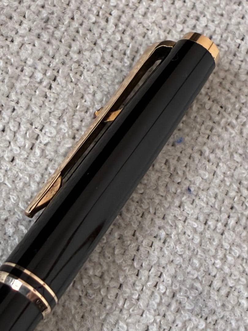 ◾️美品◾️MONT BLANC モンブラン◾️ハンマートリガー式ボールペン◾️黒／金