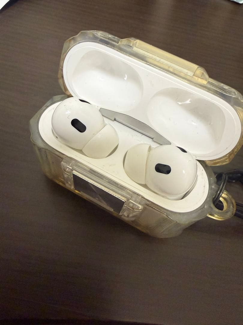 AirPods Pro2 クリアケース付き