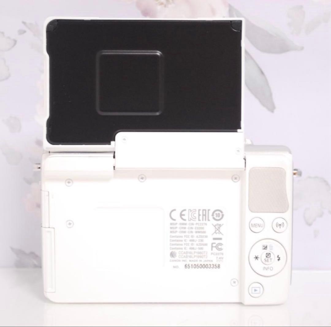 限定値下げ中❣️高画質 WiFi機能付き キャノン EOS M100♡