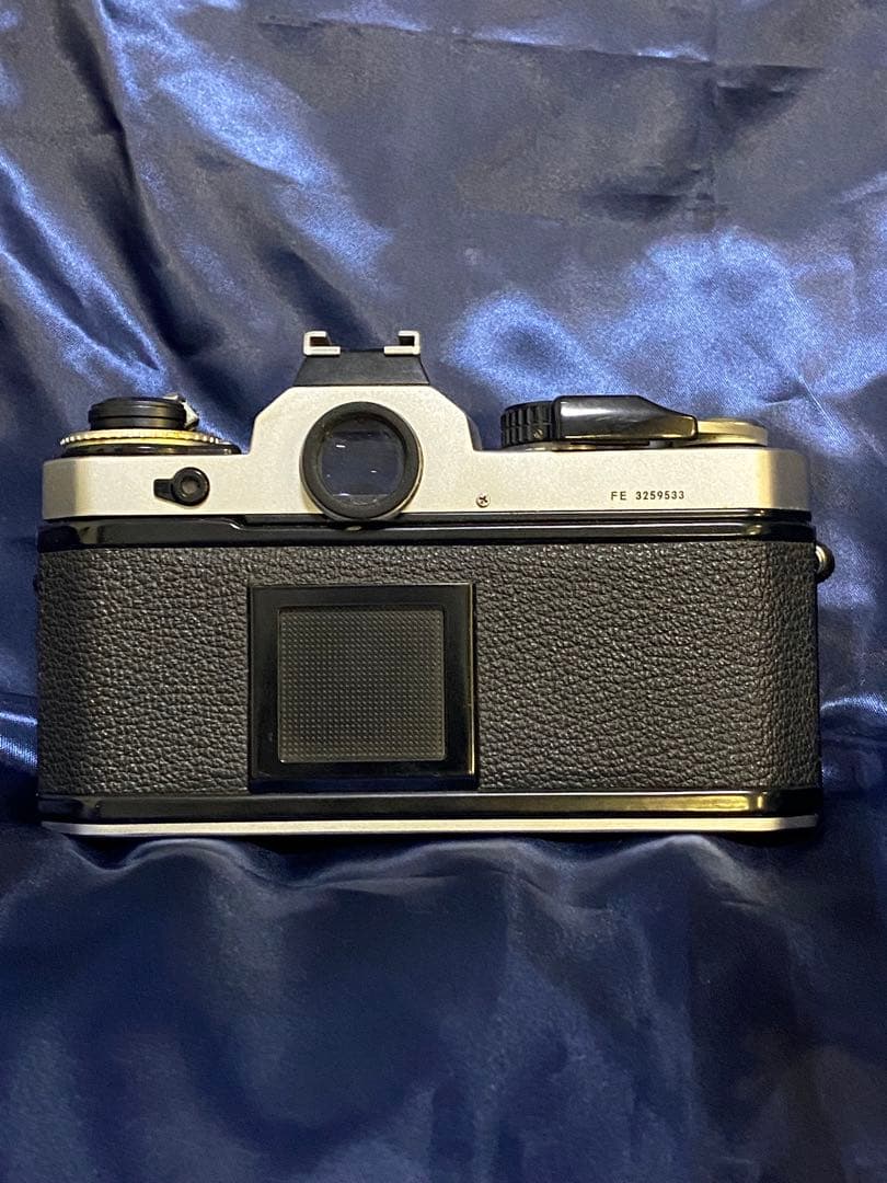 ジャンク　Nikon FE 一眼レフカメラ