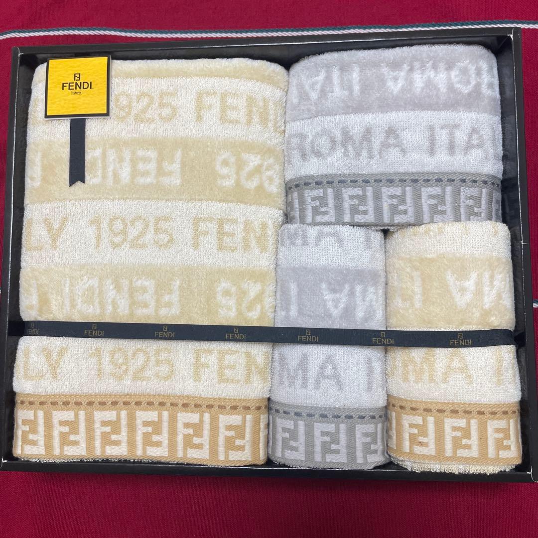 FENDI タオルセット (バス、フェイス2、ウォッシュ)フェンディ