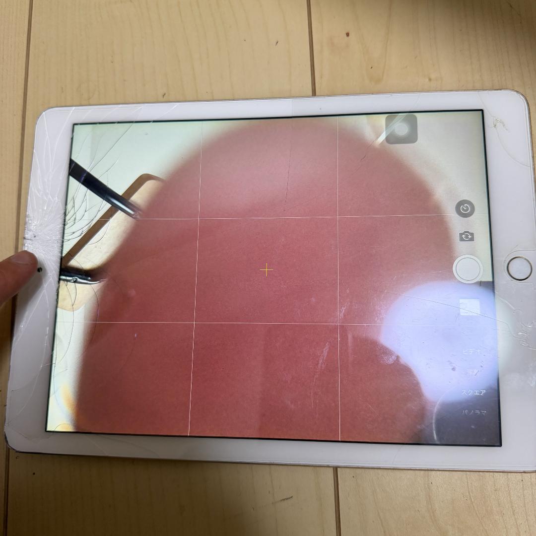 【ジャンク】iPad Air 2 128GB MH1J2J/A ゴールド系