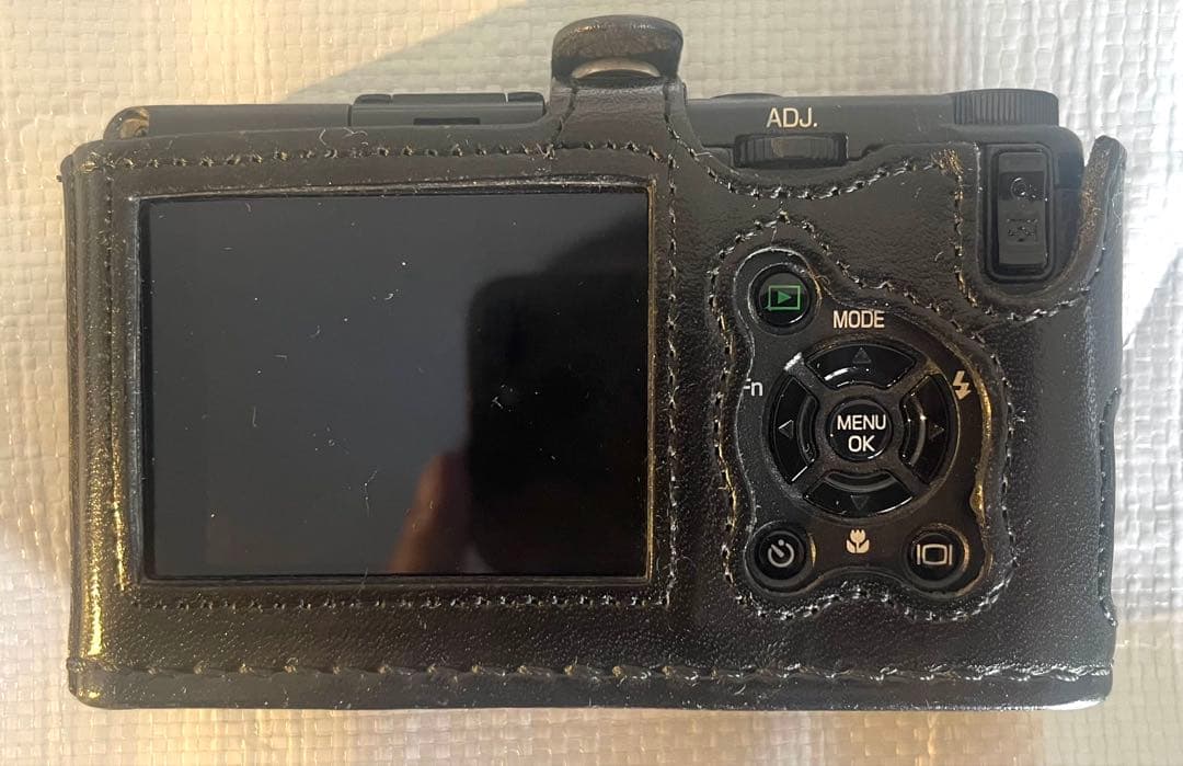 キ*ん様 RICOH GR DIGITAL2 レザーケース付き