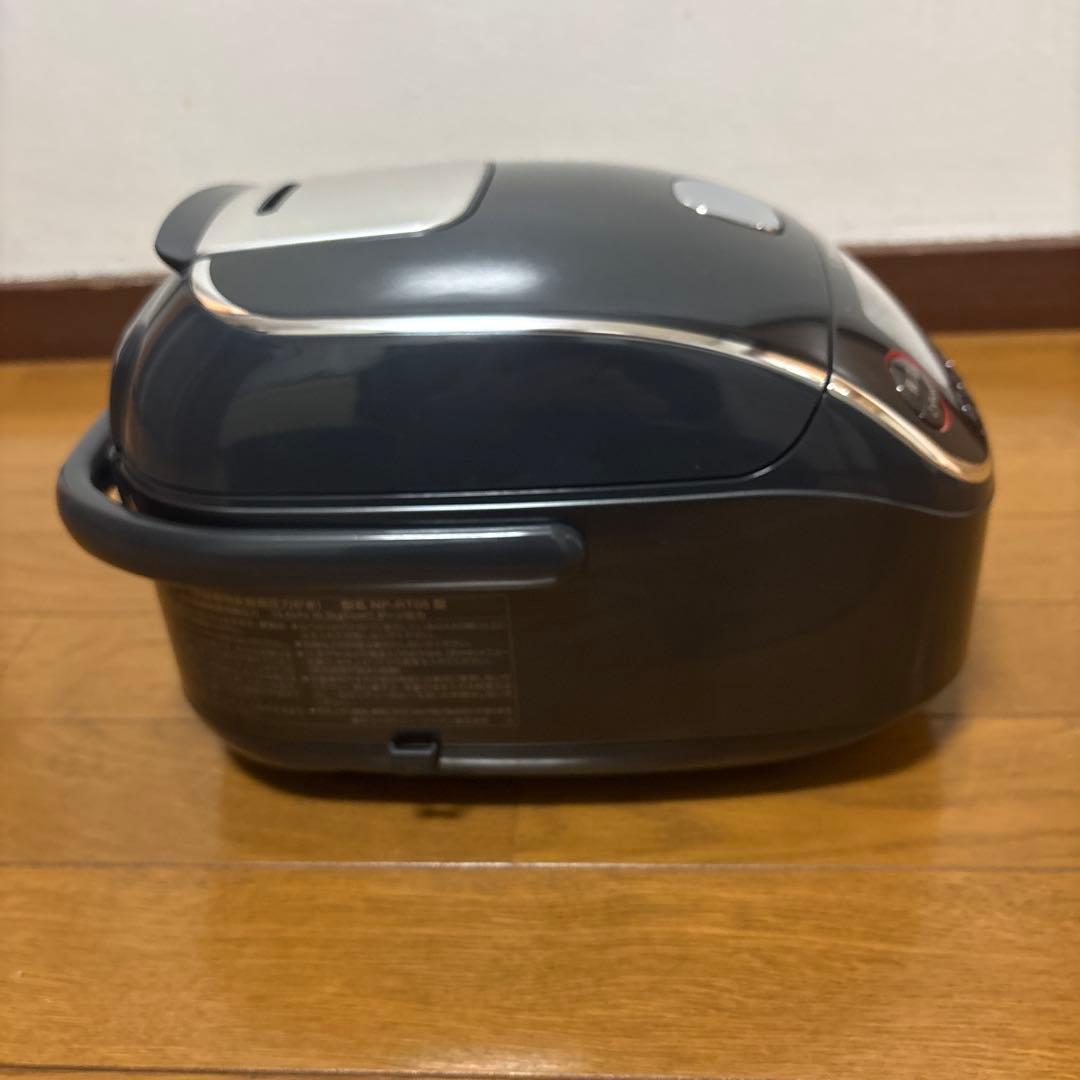【中古】象印 炊飯器 極め炊き ブラック NP-RT05 3合 圧力IH