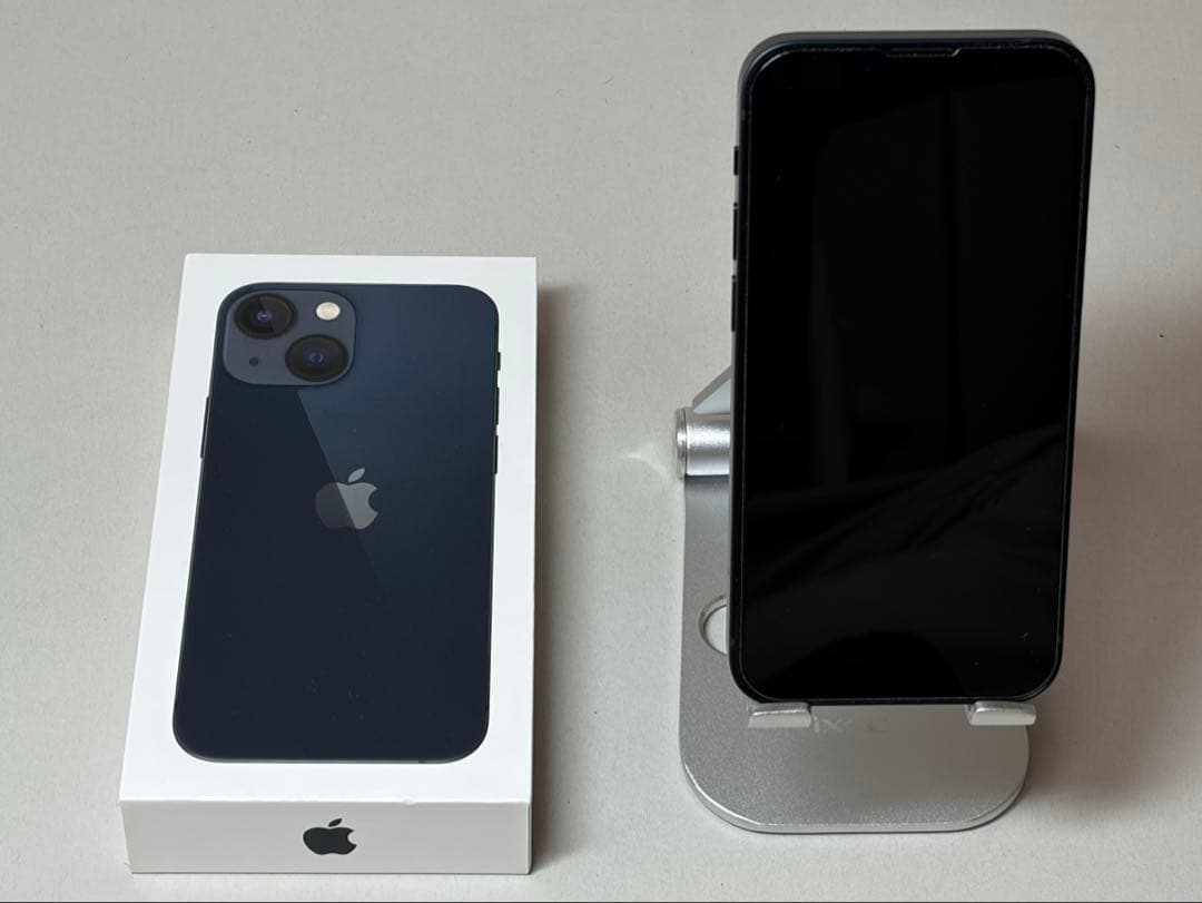 iPhone13miniミッドナイト256GB+ケース