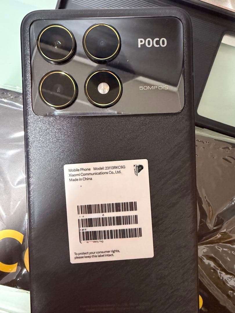 POCO F6 Pro 本体