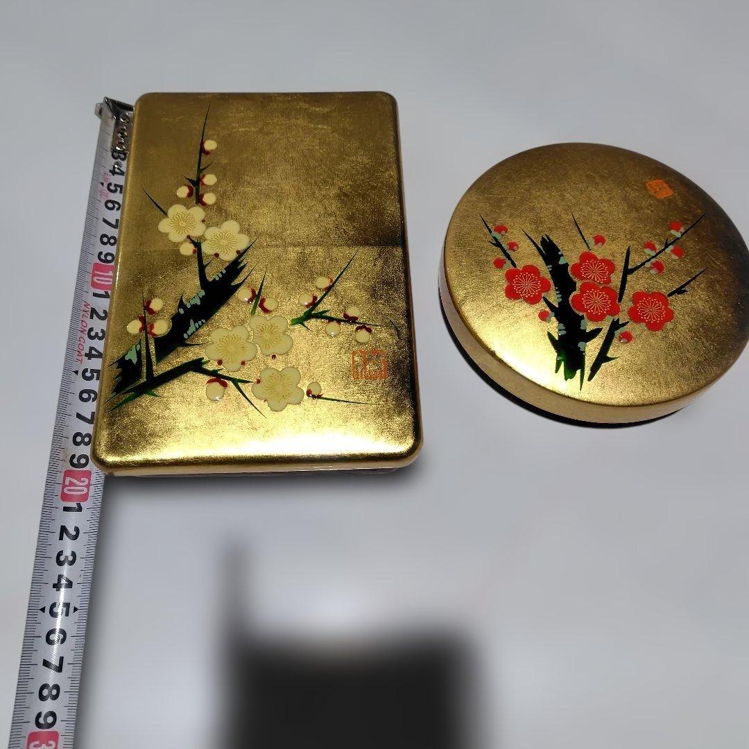 金色の漆器 梅の花デザイン セット