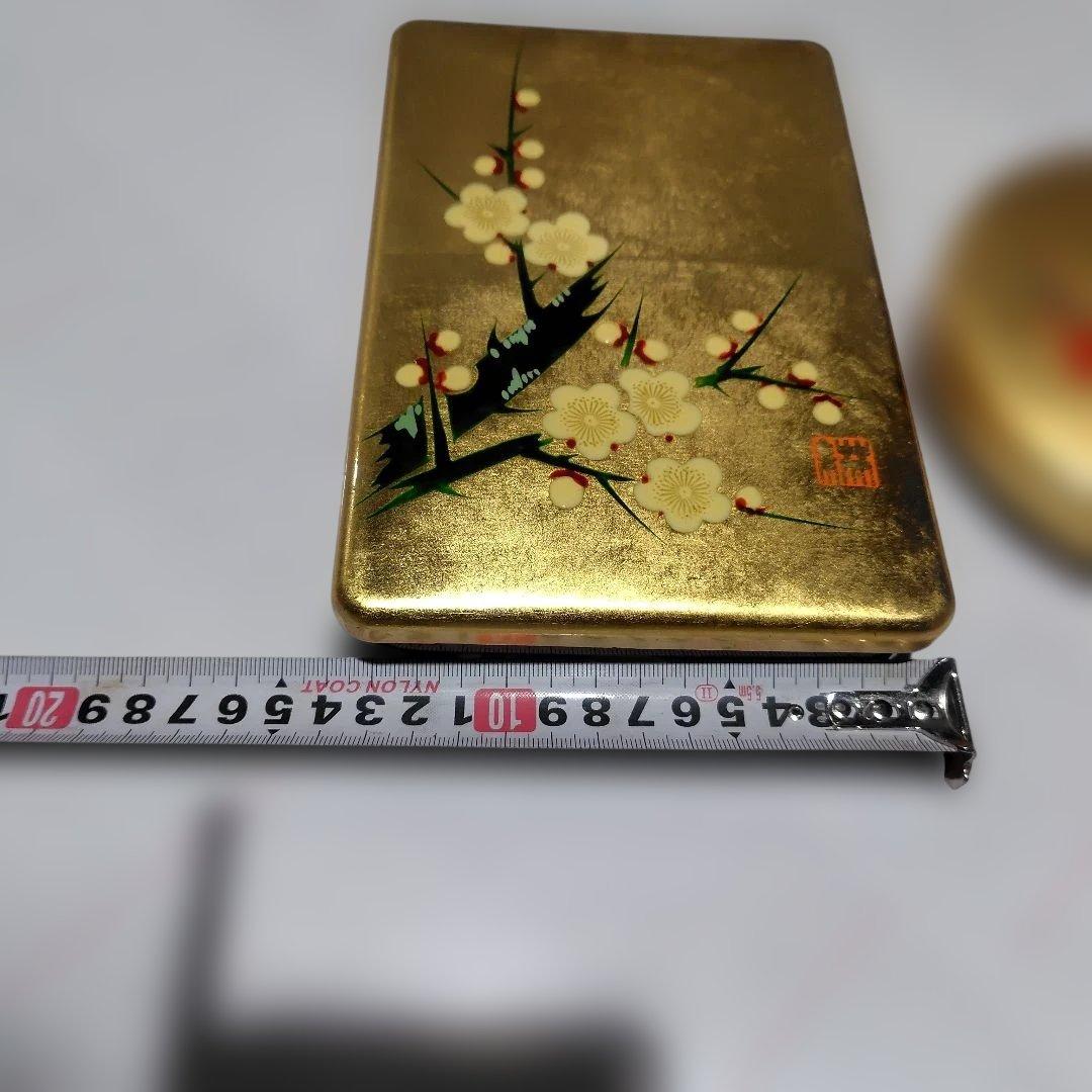 金色の漆器 梅の花デザイン セット