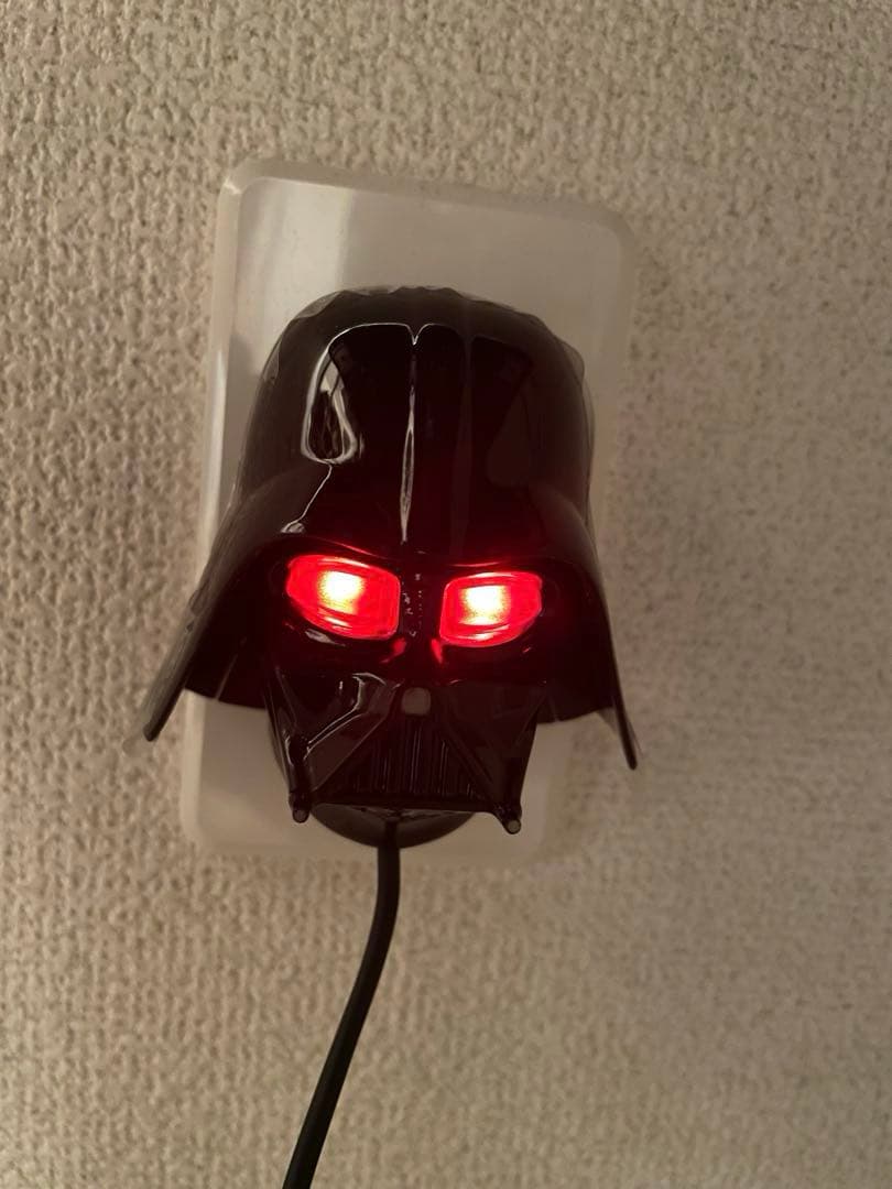 スター・ウォーズ　ダースベイダー　AC充電器(2A) microUSBコネクター
