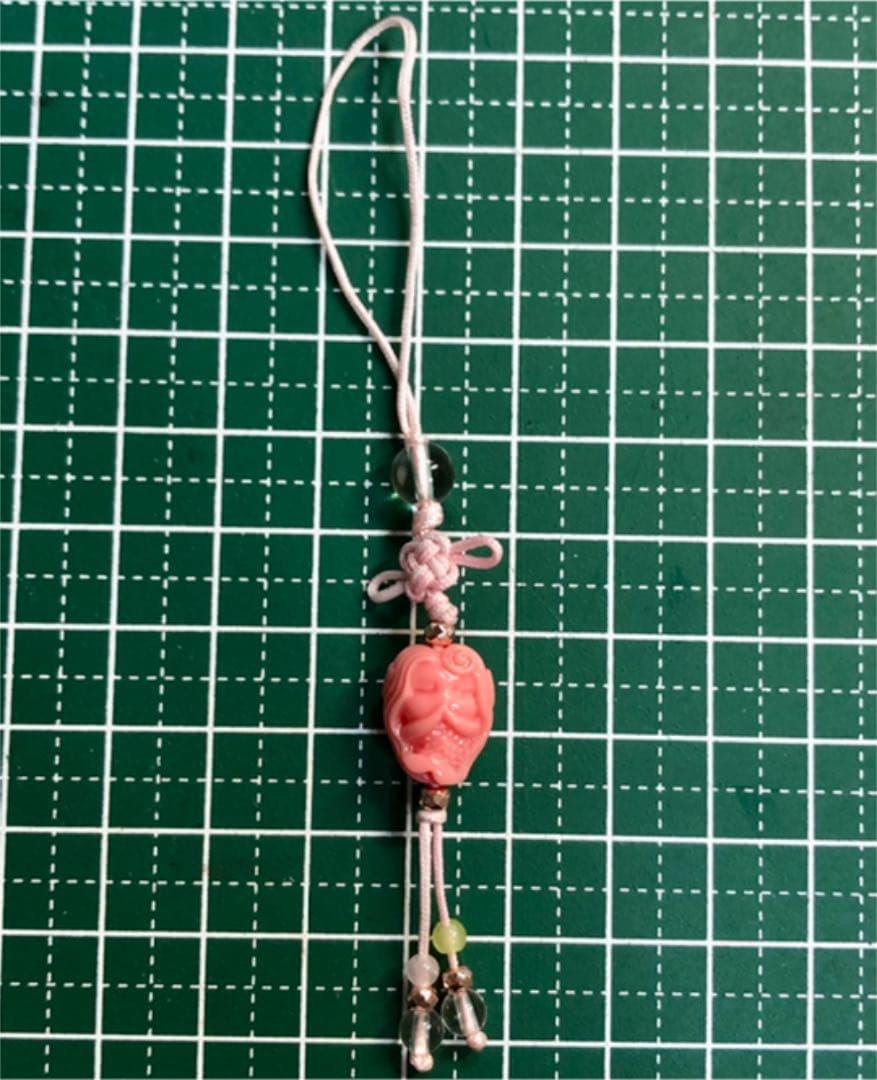 天然石 練り珊瑚 サンゴ 水晶 ミニ アマビエ ストラップ ◇aハンドメイド