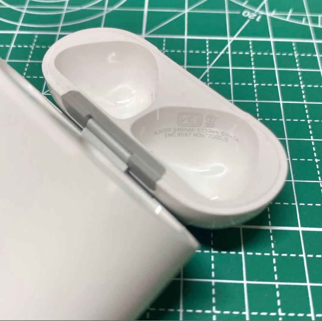 AirPods第4世代ANC 充電ケースのみ A3059
