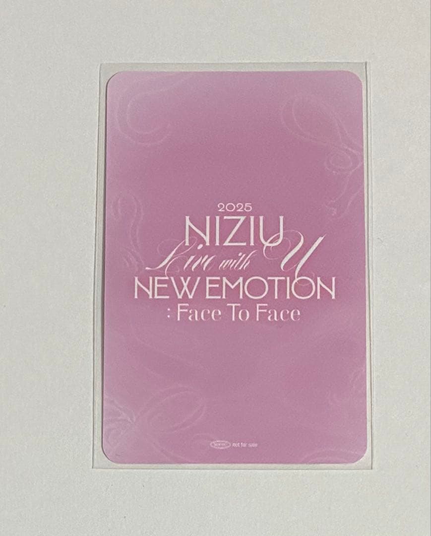 NiziU サイン