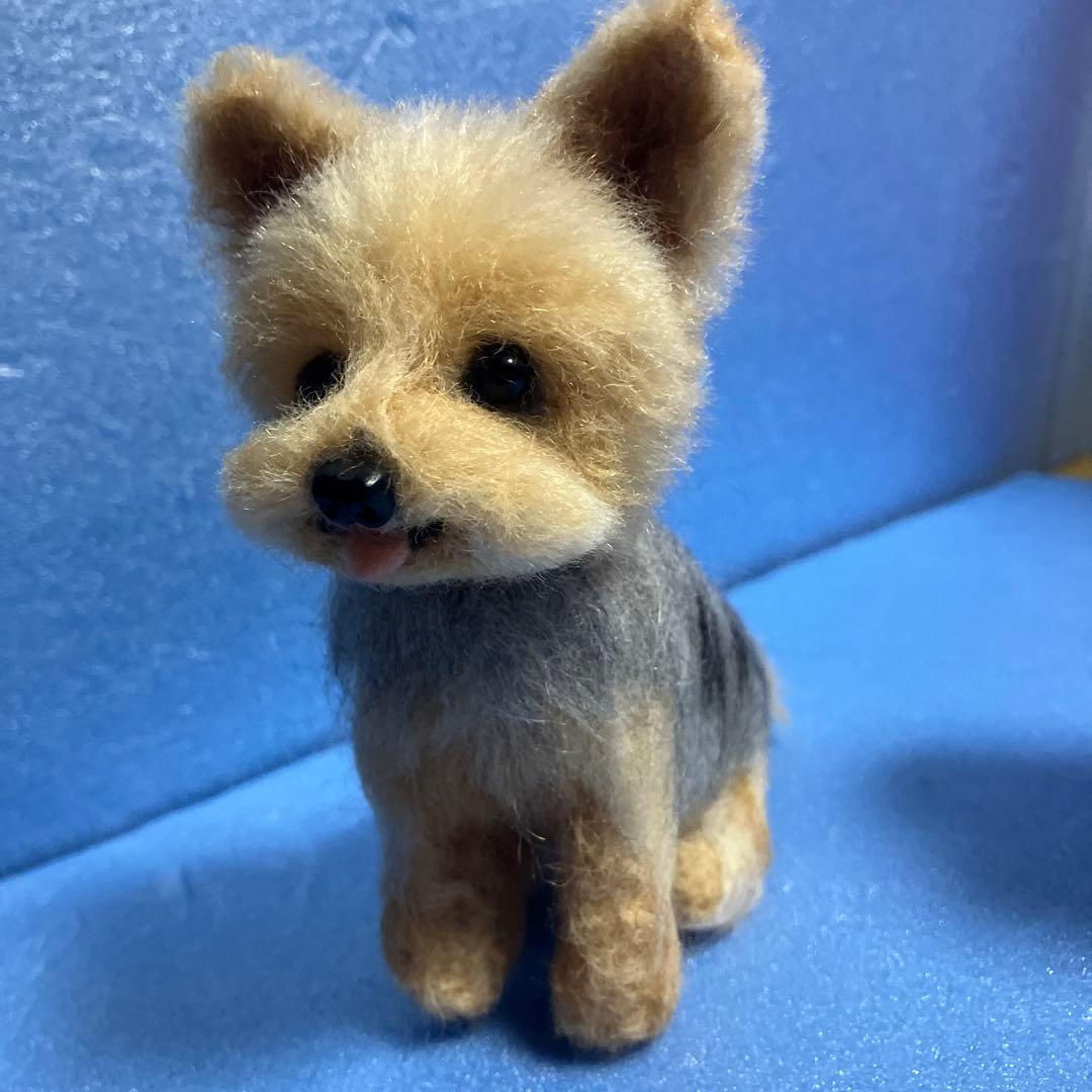 羊毛フェルトヨークシャテリア　マルチーズ