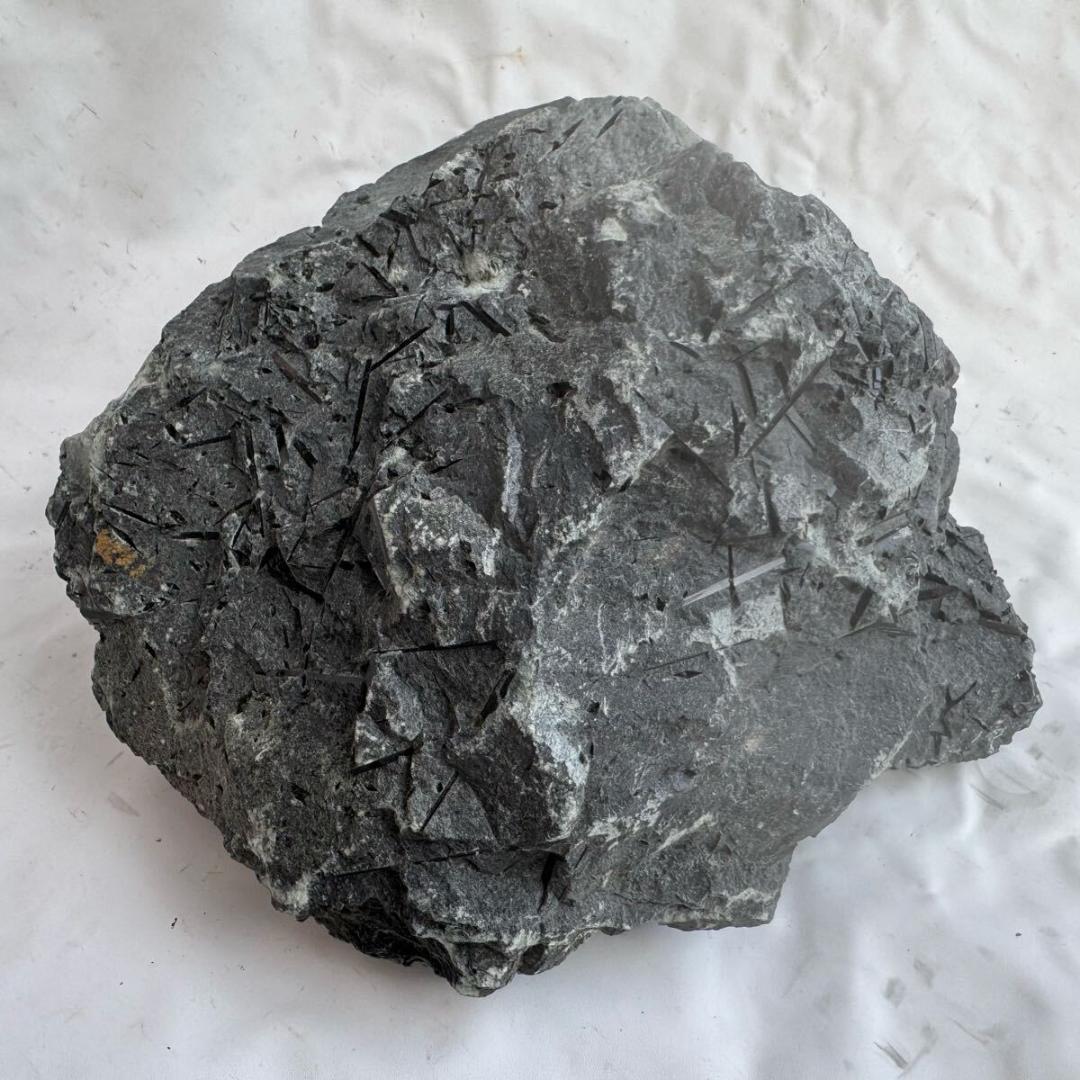 ブラックトルマリン(黒電気石) 鉄角閃石 褐簾石 桜石 鑑賞用鉱石 天然石 標本
