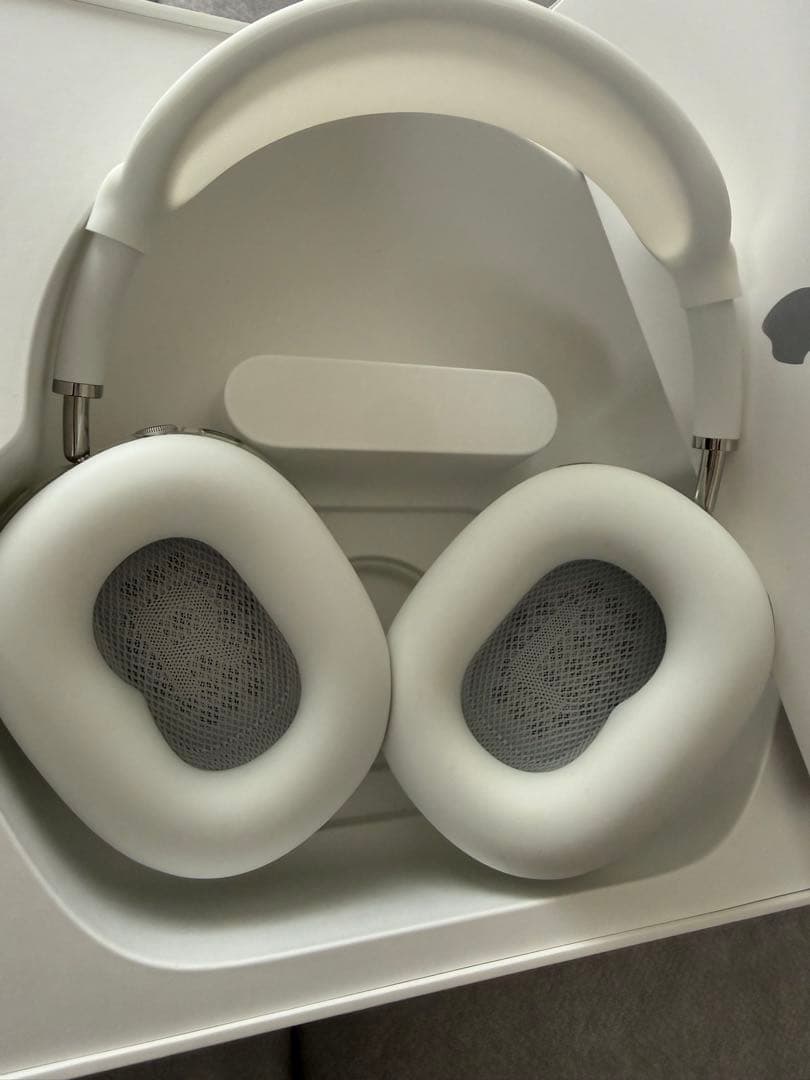 【ジャンク品】Airpods Max シルバー caseなし
