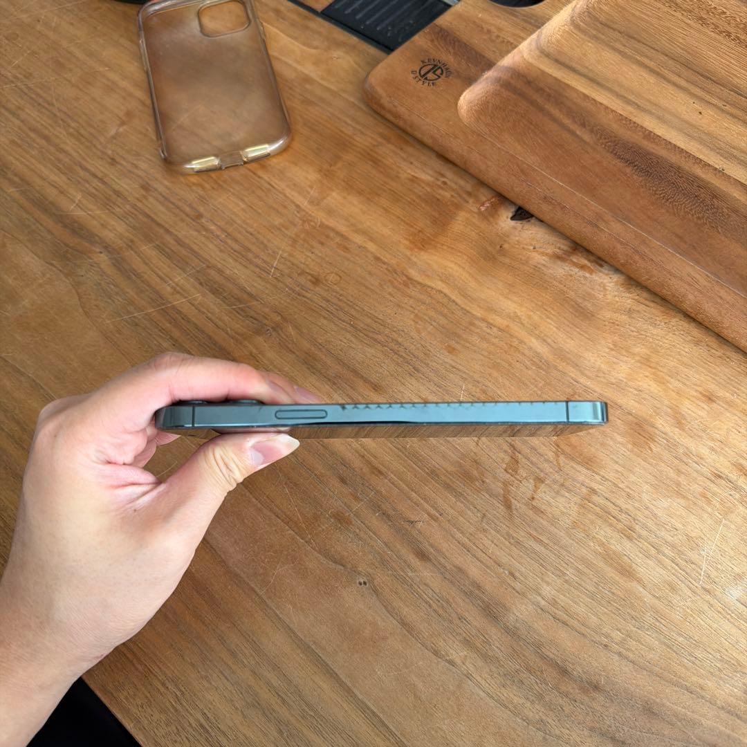 iPhone 12 pro max 256GB パシフィックブルー　箱　充電器