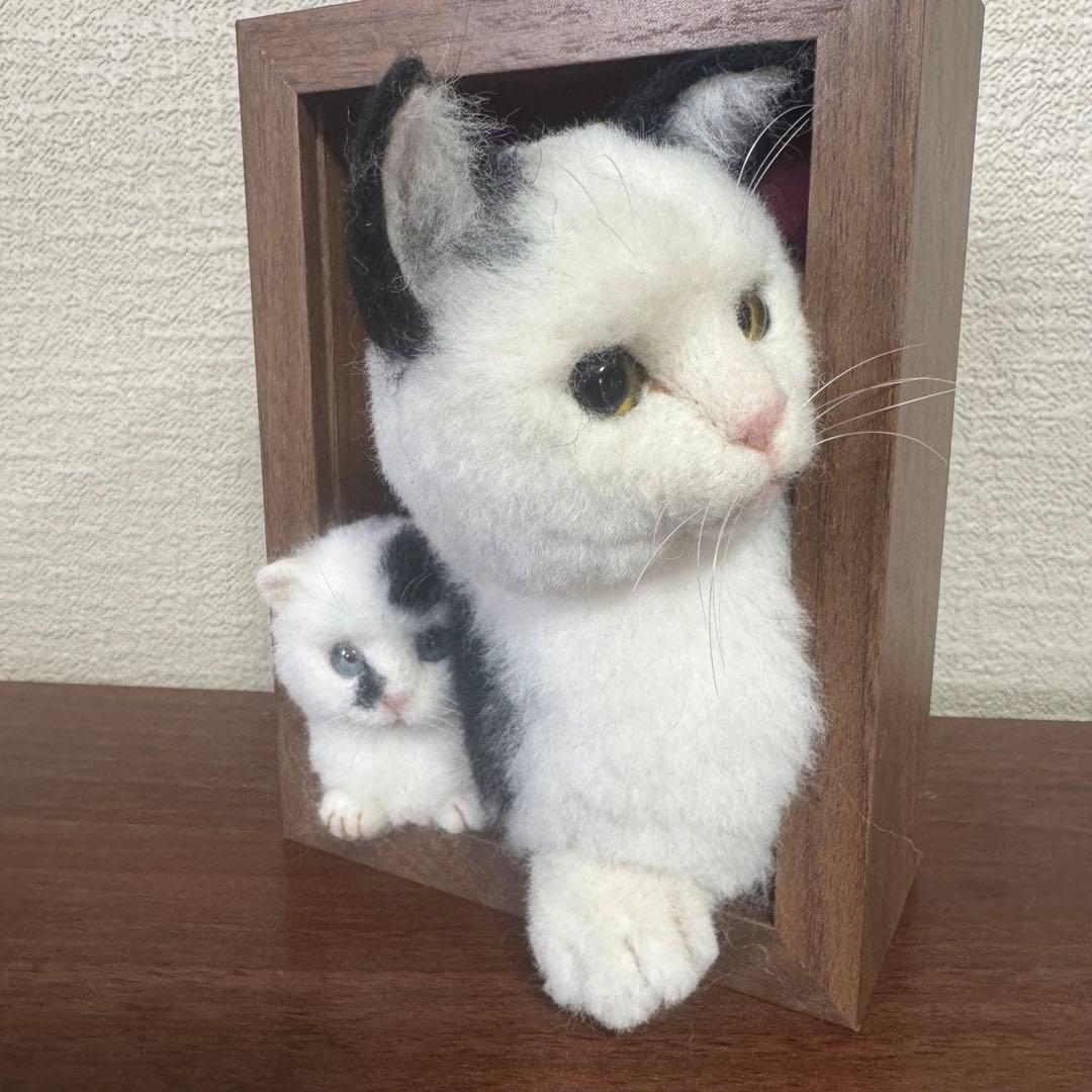 羊毛フェルト猫 ぶち猫ボックスフレーム