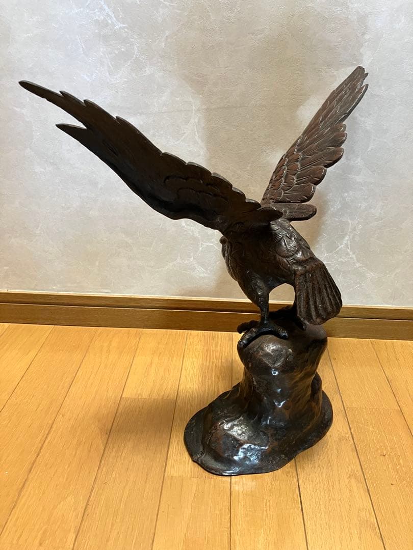 更にお値下げ　骨董 鷹置物 鍍銀か洋銀 大正昭和頃 大型置物 飾り レトロ