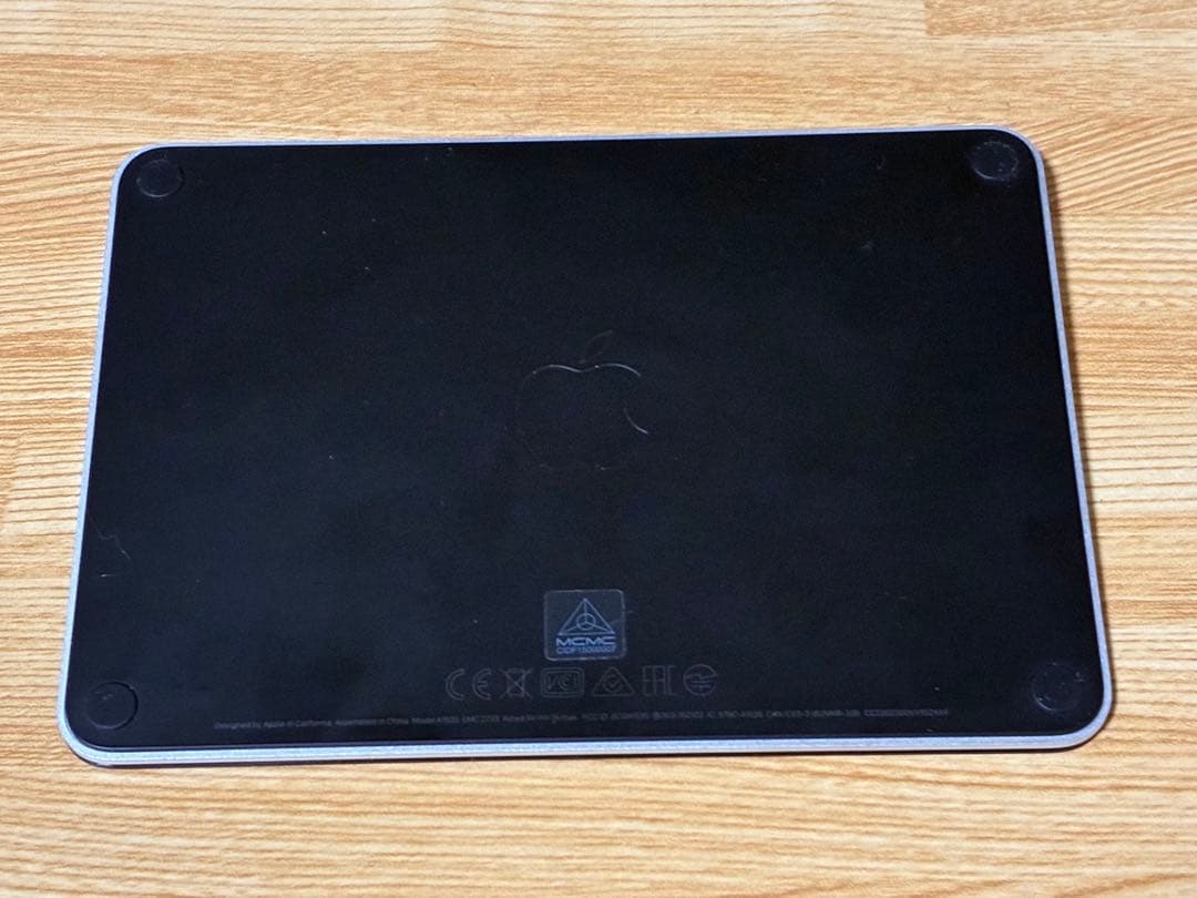 Magic Trackpad2　ブラック　MMMP3ZA/A