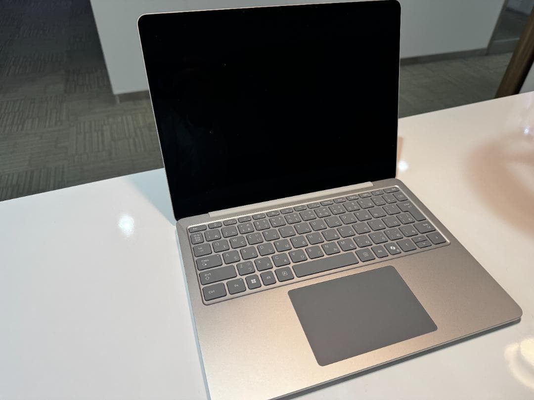 Microsoft Surface Laptop 13インチ