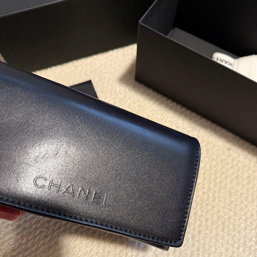 CHANEL ブラック キルティング メガネケース