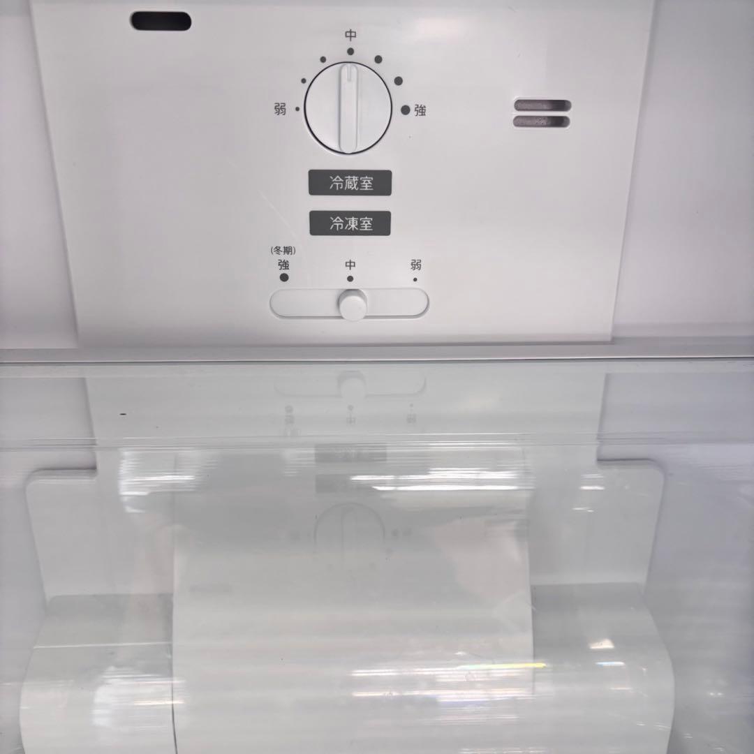 011 関東圏　冷蔵庫　200L弱 小型　一人暮らし　付け替えどっちもドア　美品