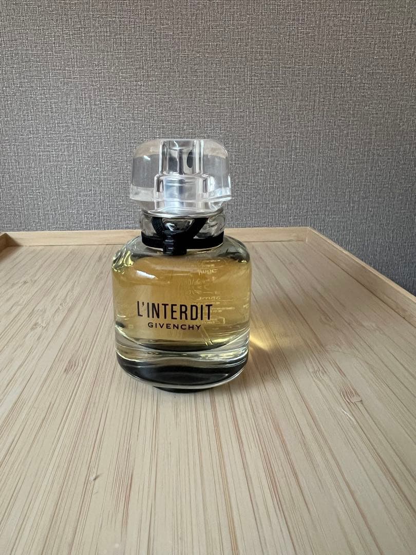 Givenchy L'Interdit オードパルファム 35ml