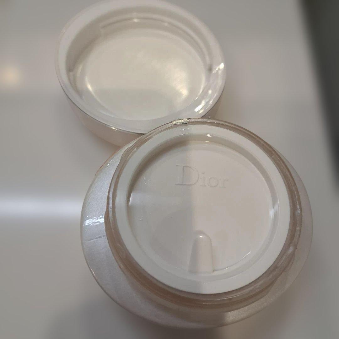 マ*ャ様 DIOR ディオール カプチュールトータルセルENGYクリーム 50m